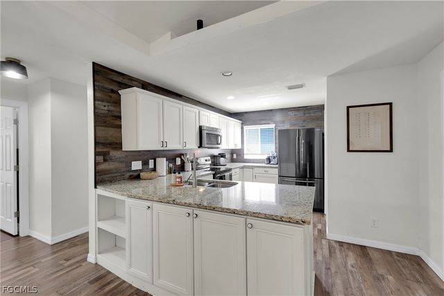 6501 Astoria AVE, Fort Myers, FL 33905