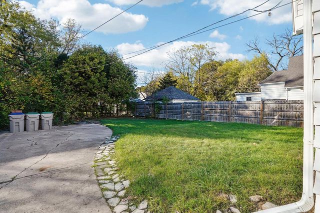 5847 N 40th STREET #5849, Milwaukee, WI 53209