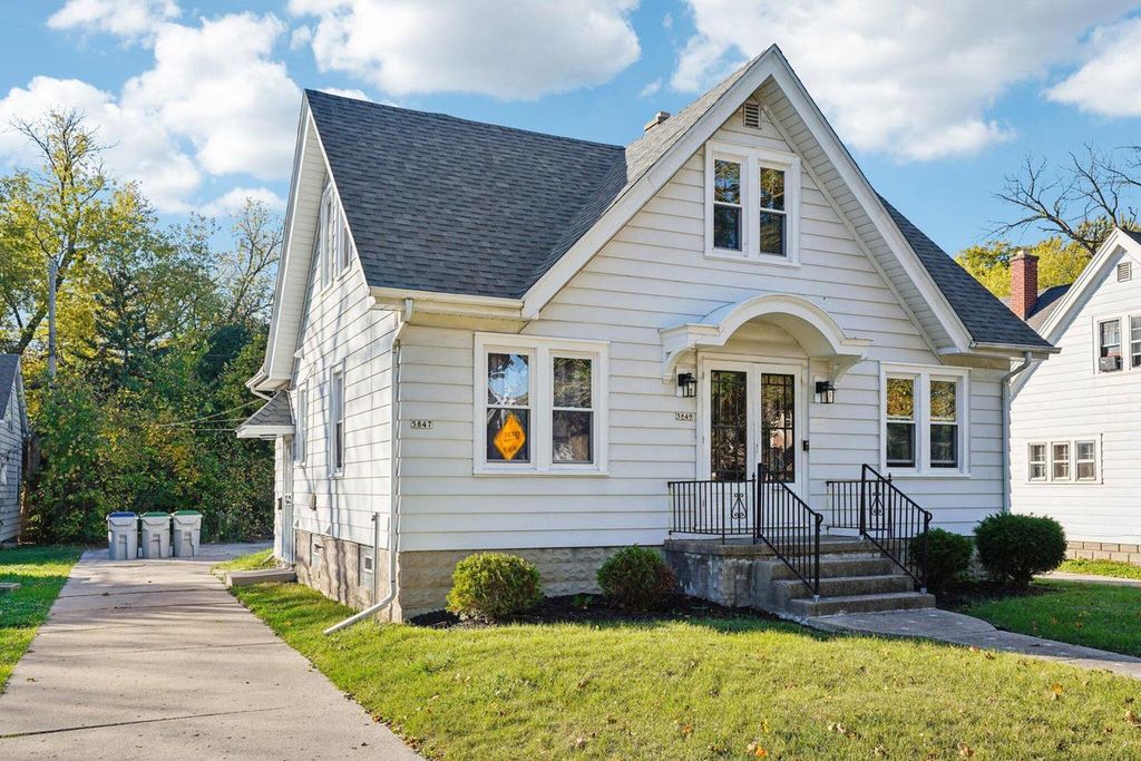 5847 N 40th STREET #5849, Milwaukee, WI 53209