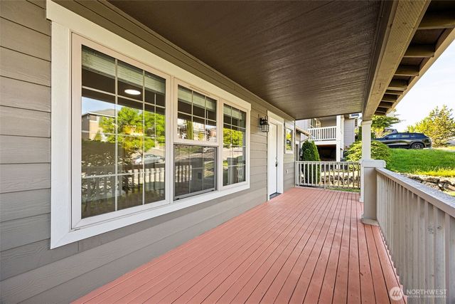 20107 40th Avenue E, Spanaway, WA 98387