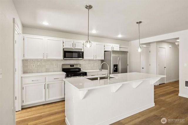 20107 40th Avenue E, Spanaway, WA 98387