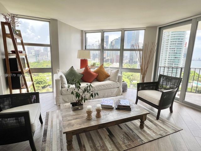 1901 Brickell Ave B1809, Miami, FL 33129