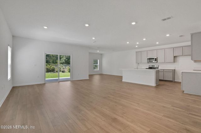 3431 HUMPHREY Street, Green Cove Springs, FL 32043