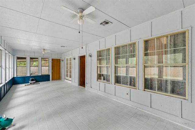 1008 W Washington Circle, Tecumseh, OK 74873
