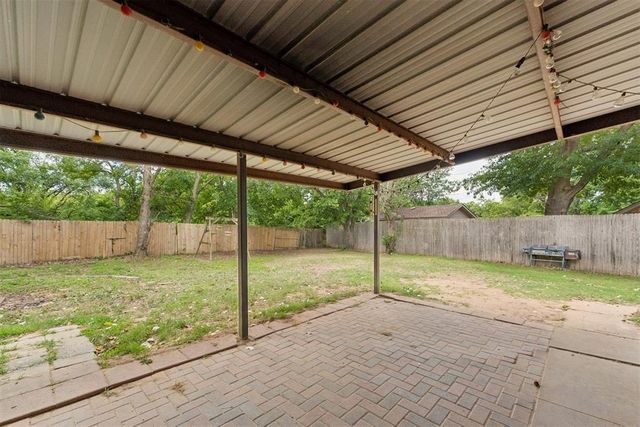 1008 W Washington Circle, Tecumseh, OK 74873