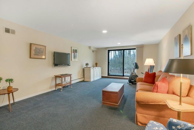 121 Law Road, Briarcliff Manor, NY 10510