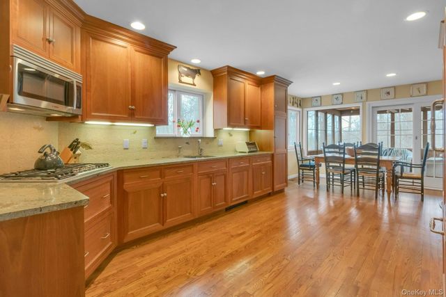 121 Law Road, Briarcliff Manor, NY 10510