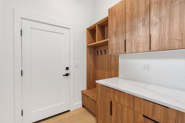 3980 E Dunrobin Drive, Springfield, MO 65809