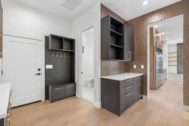 3980 E Dunrobin Drive, Springfield, MO 65809