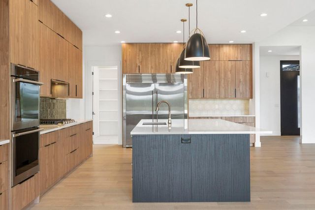 3980 E Dunrobin Drive, Springfield, MO 65809