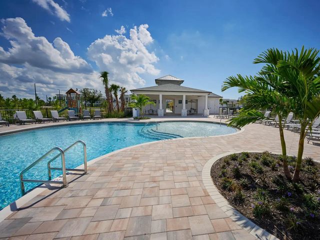 137 WHITELAND BEND, Nokomis, FL 34275