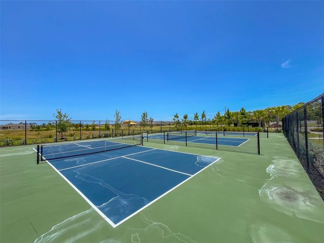 137 WHITELAND BEND, Nokomis, FL 34275