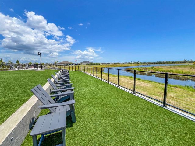 137 WHITELAND BEND, Nokomis, FL 34275