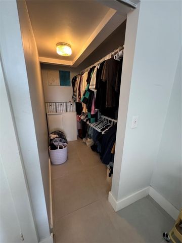 9235A Lagoon Place 310, Davie, FL 33324