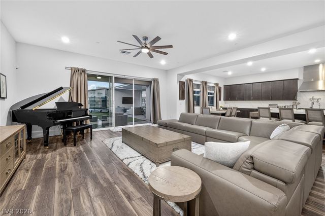 302 Watteau Court, Henderson, NV 89012