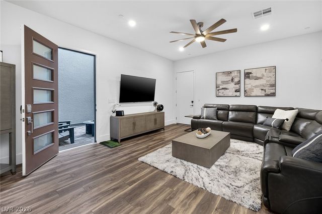 302 Watteau Court, Henderson, NV 89012