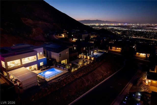 302 Watteau Court, Henderson, NV 89012