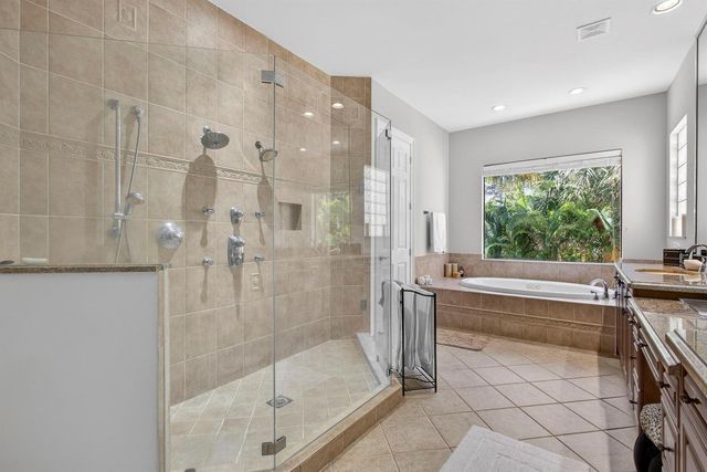10468 Trianon Place, Wellington, FL 33449