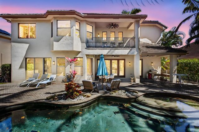 10468 Trianon Place, Wellington, FL 33449