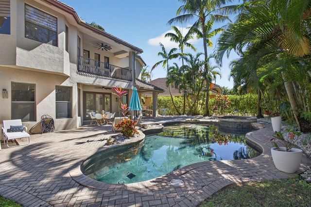 10468 Trianon Place, Wellington, FL 33449
