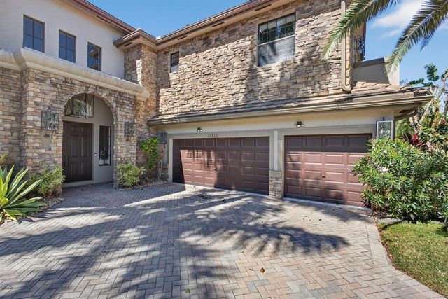 10468 Trianon Place, Wellington, FL 33449