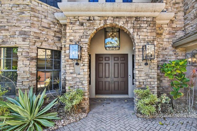 10468 Trianon Place, Wellington, FL 33449