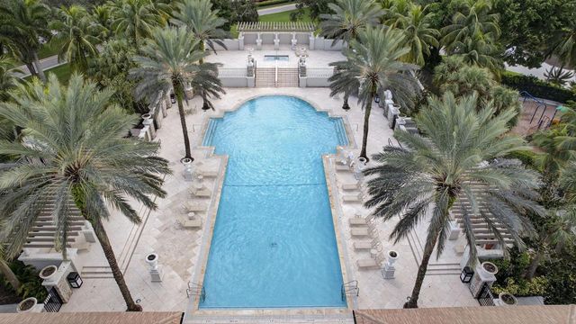 10468 Trianon Place, Wellington, FL 33449