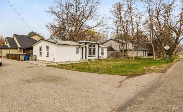 2107 S Phillippi Street, Boise, ID 83705