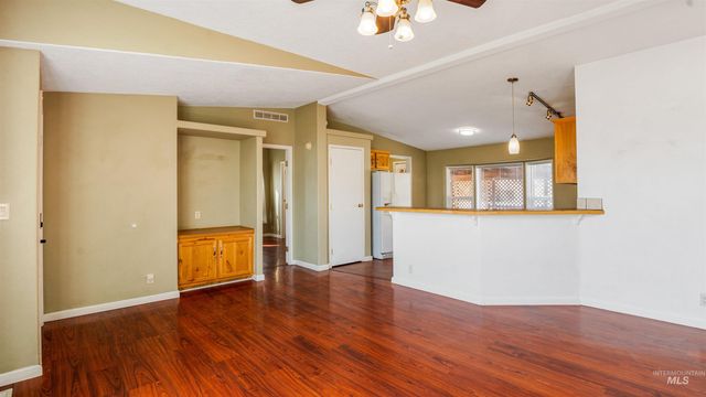 2107 S Phillippi Street, Boise, ID 83705