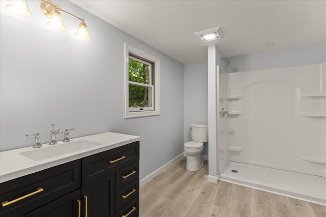 8 Clay Pond Rd, Bourne, MA 02532