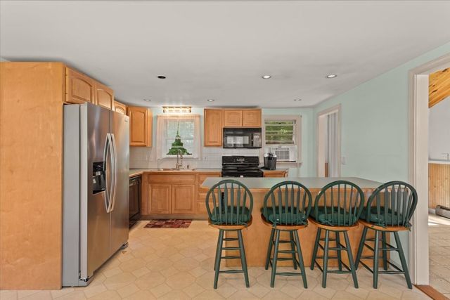 8 Clay Pond Rd, Bourne, MA 02532