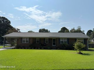 102 Templeton Drive, Greenville, NC 27858