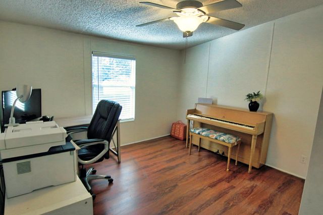 366 County Road 190, Liberty, TX 77575