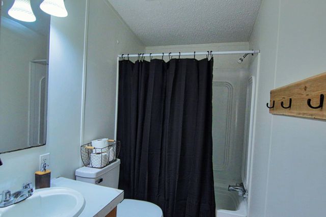 366 County Road 190, Liberty, TX 77575