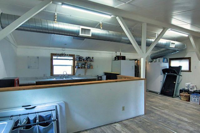 366 County Road 190, Liberty, TX 77575