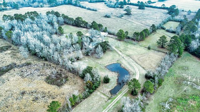 366 County Road 190, Liberty, TX 77575