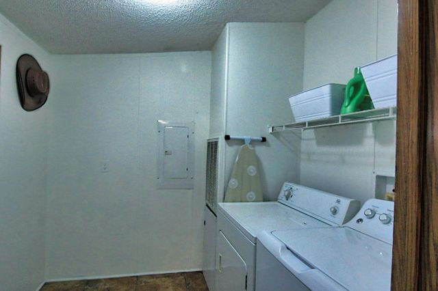 366 County Road 190, Liberty, TX 77575