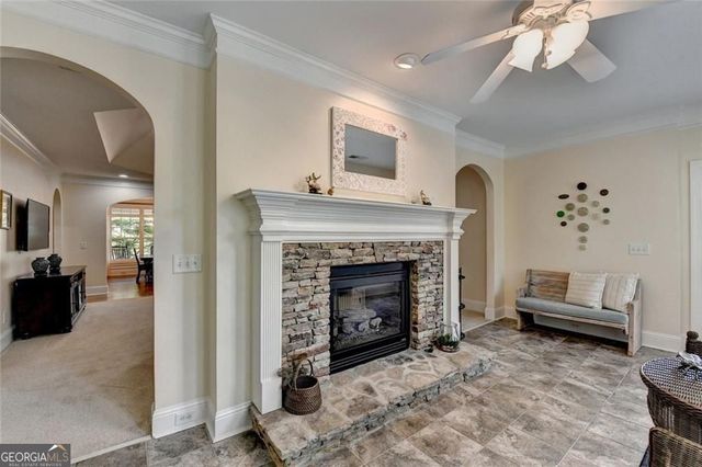 517 Sandy Cove Drive, Loganville, GA 30052