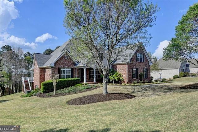 517 Sandy Cove Drive, Loganville, GA 30052