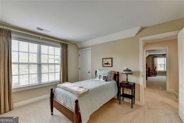 517 Sandy Cove Drive, Loganville, GA 30052