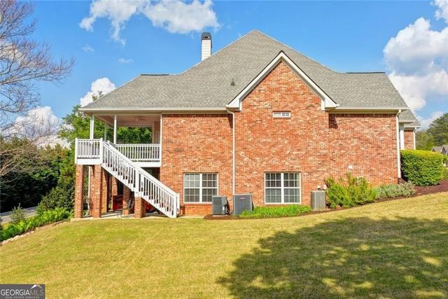517 Sandy Cove Drive, Loganville, GA 30052