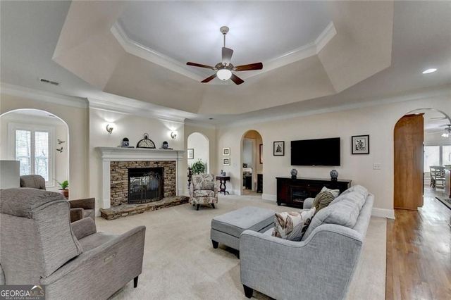 517 Sandy Cove Drive, Loganville, GA 30052