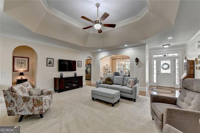 517 Sandy Cove Drive, Loganville, GA 30052