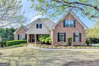 517 Sandy Cove Drive, Loganville, GA 30052
