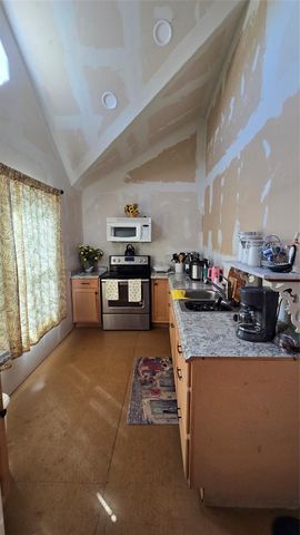 354 Haddock Drive, Palacios, TX 77465