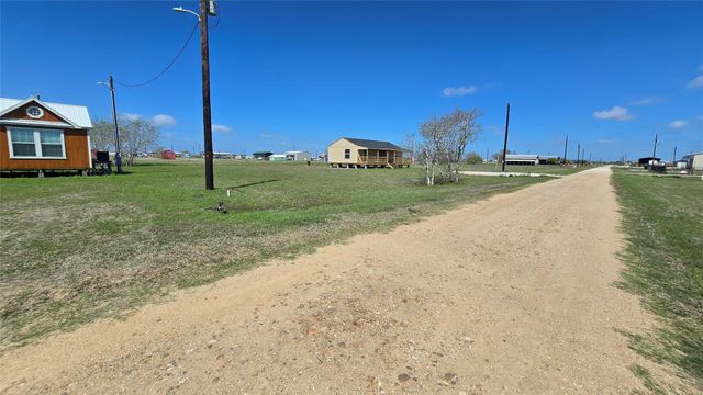354 Haddock Drive, Palacios, TX 77465