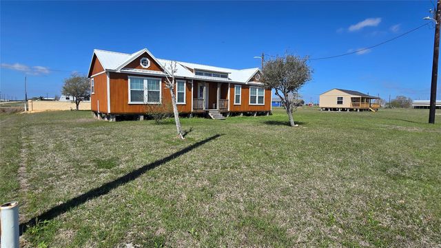 354 Haddock Drive, Palacios, TX 77465