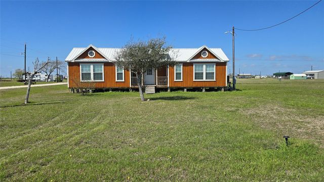354 Haddock Drive, Palacios, TX 77465