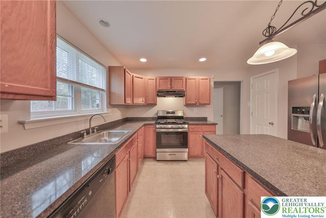 116 Daffodil Drive, Stroud Twp, PA 18301