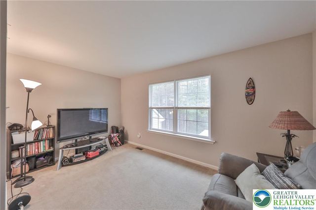 116 Daffodil Drive, Stroud Twp, PA 18301